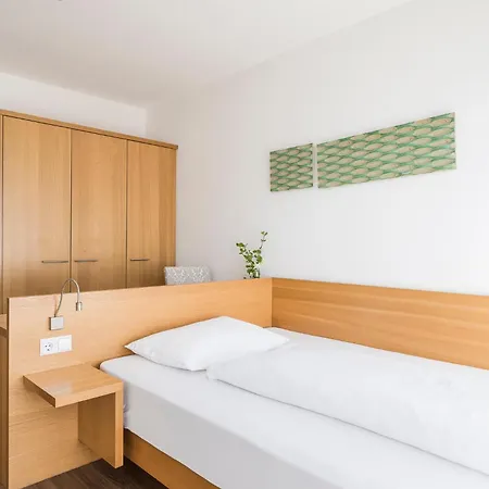 Aqualis Aparthotel Marling