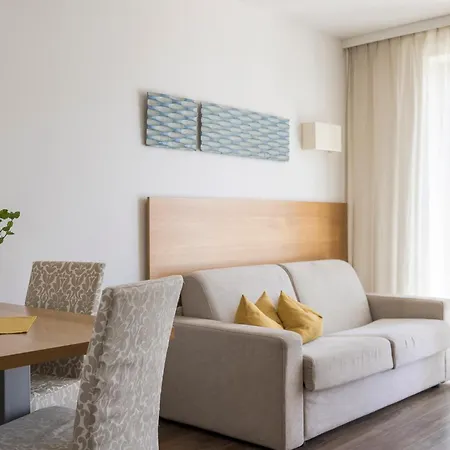 Aqualis 4*